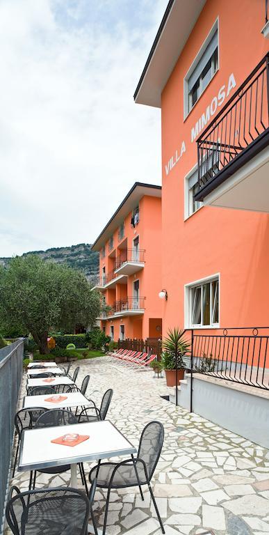 Albergo Villa Mimosa Torbole Sul Garda Extérieur photo