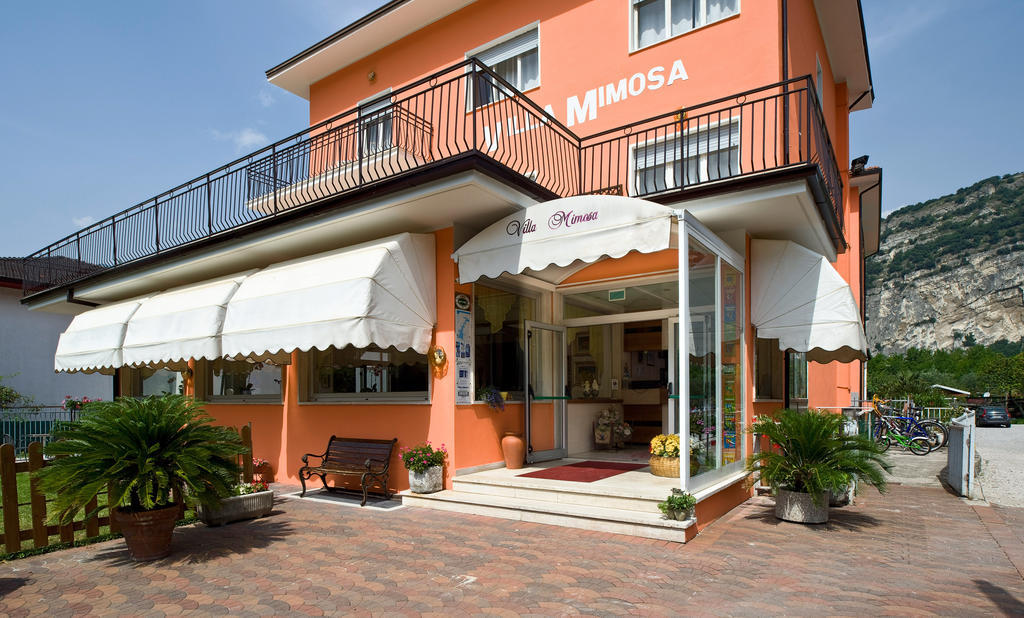 Albergo Villa Mimosa Torbole Sul Garda Extérieur photo