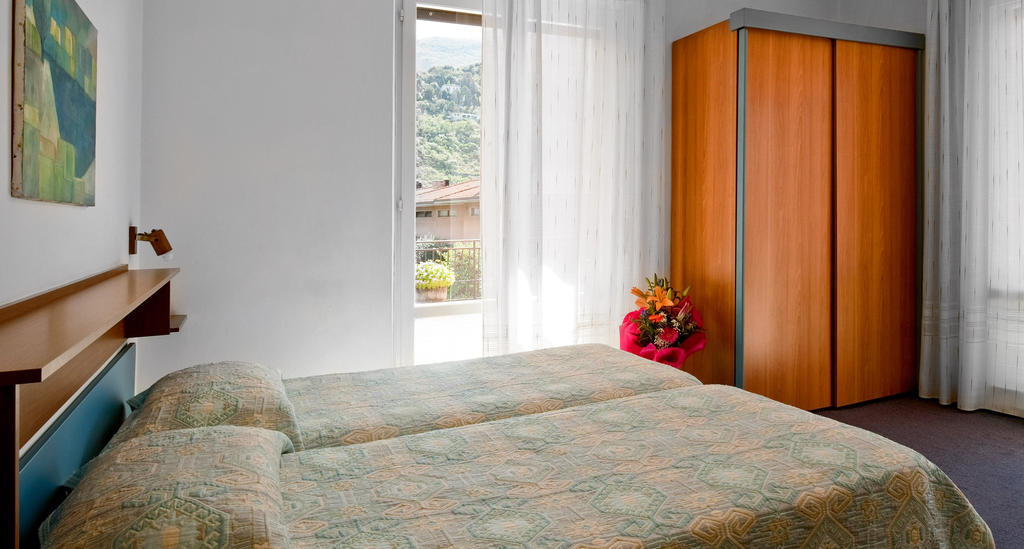 Albergo Villa Mimosa Torbole Sul Garda Chambre photo